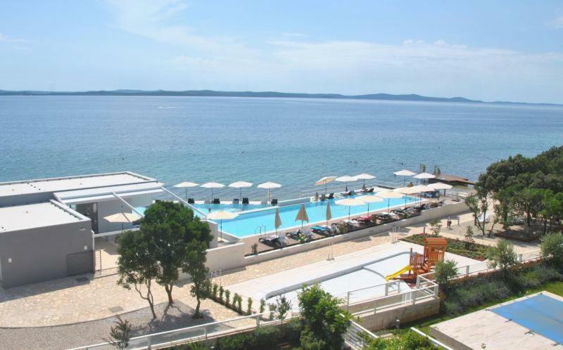 Apartmani Astrado Petrčane Petrcane Exterior foto